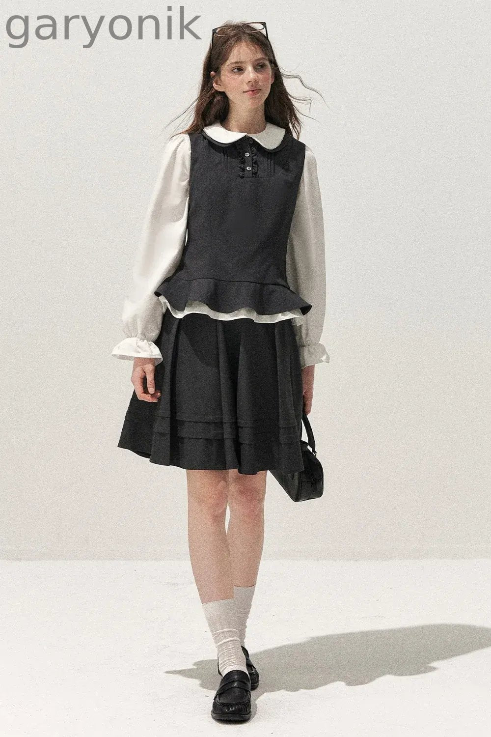 Retro Lace Hem Vest and Skirt Set-Up