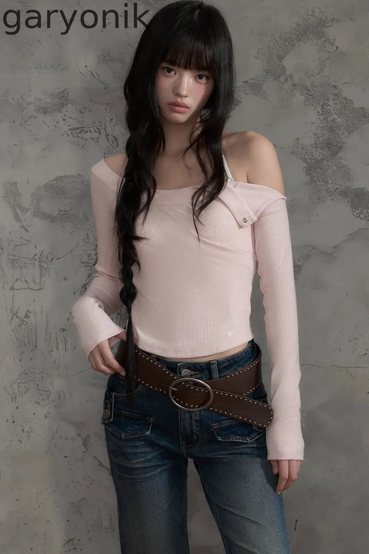 Off-Shoulder Long-Sleeve Top and Pants Set-Up