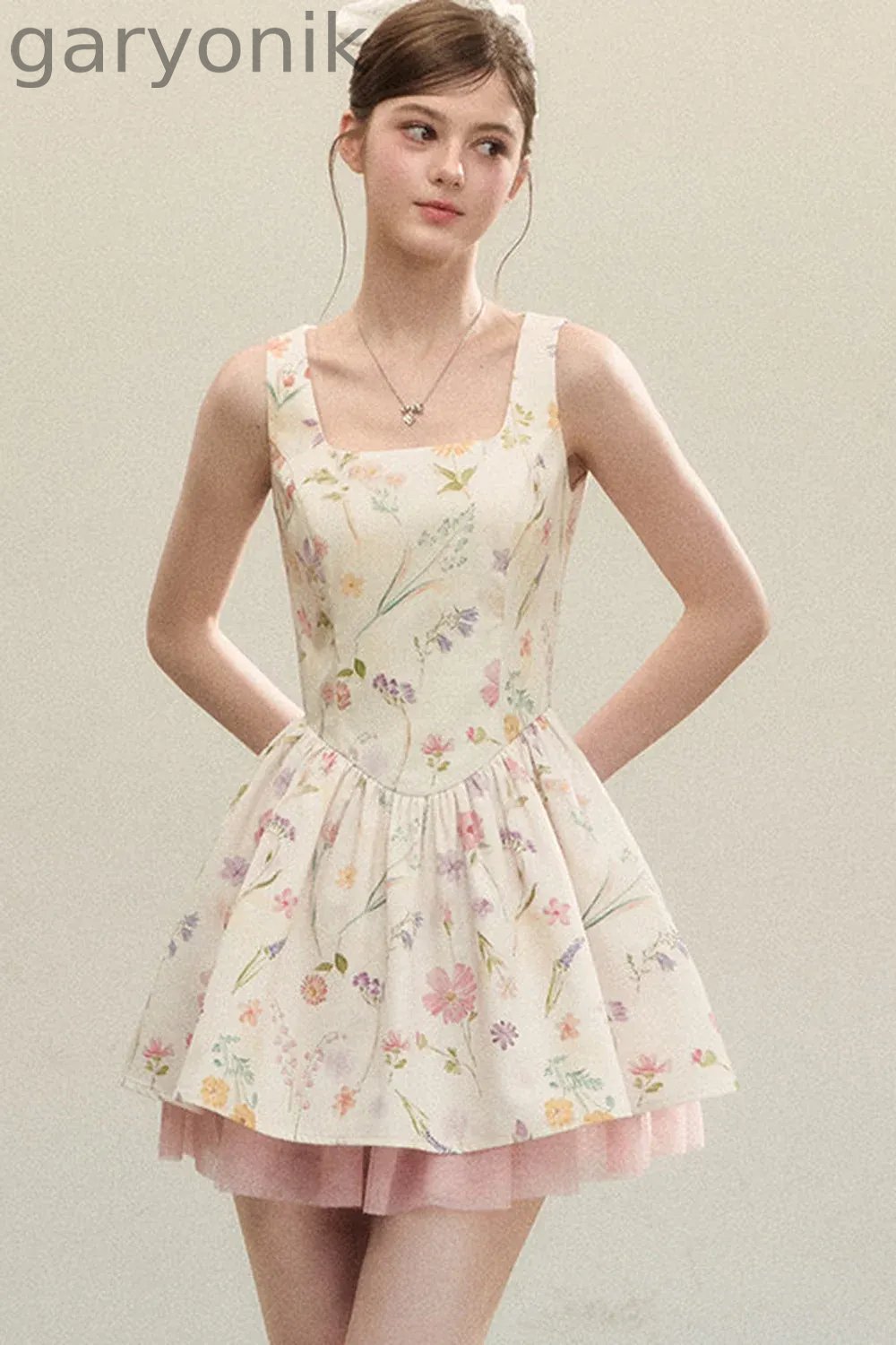 Floral Puffy Suspender Dress