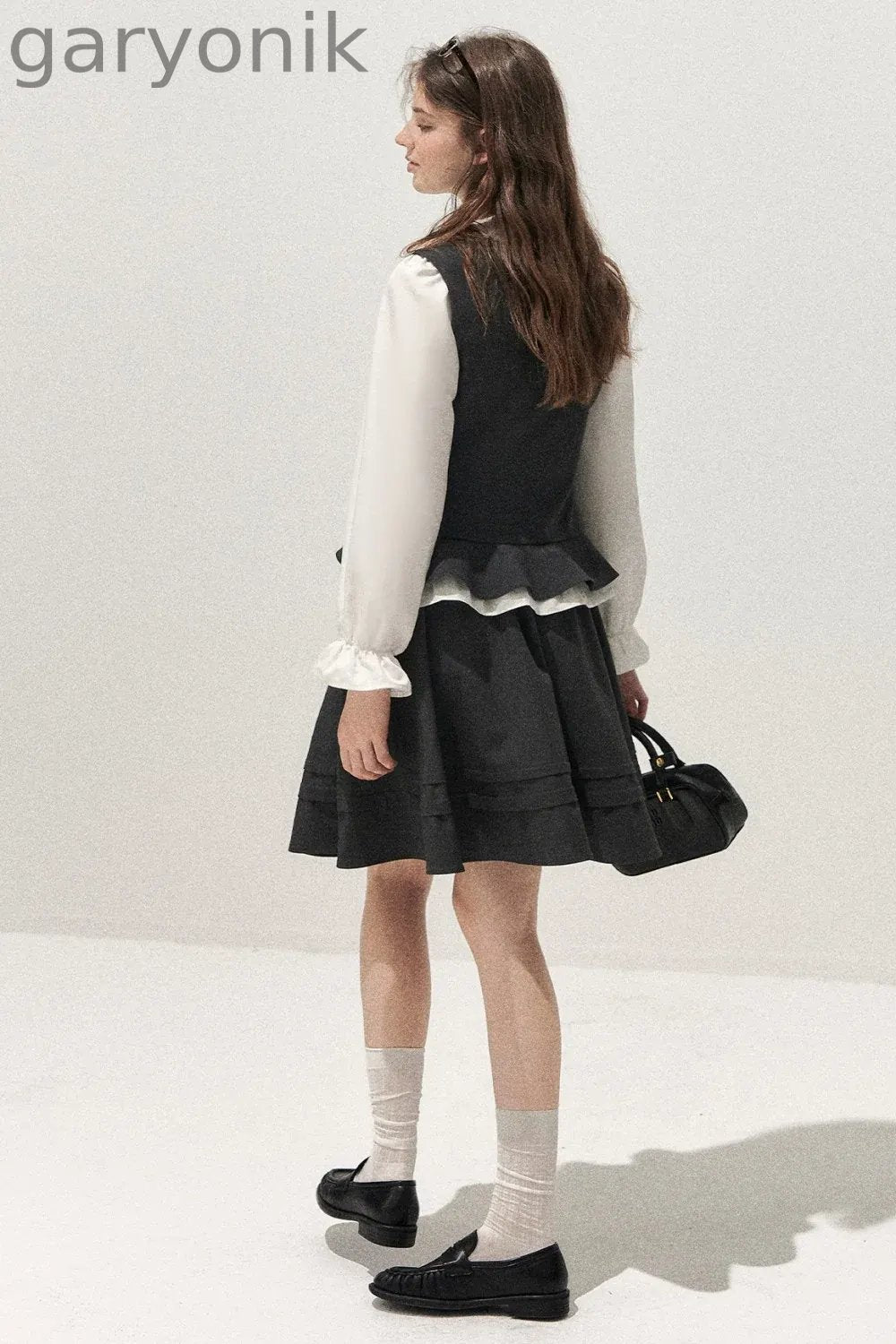 Retro Lace Hem Vest and Skirt Set-Up