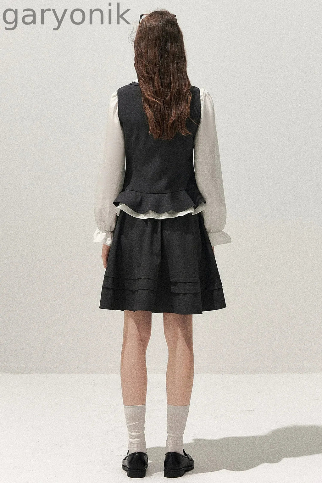 Retro Lace Hem Vest and Skirt Set-Up