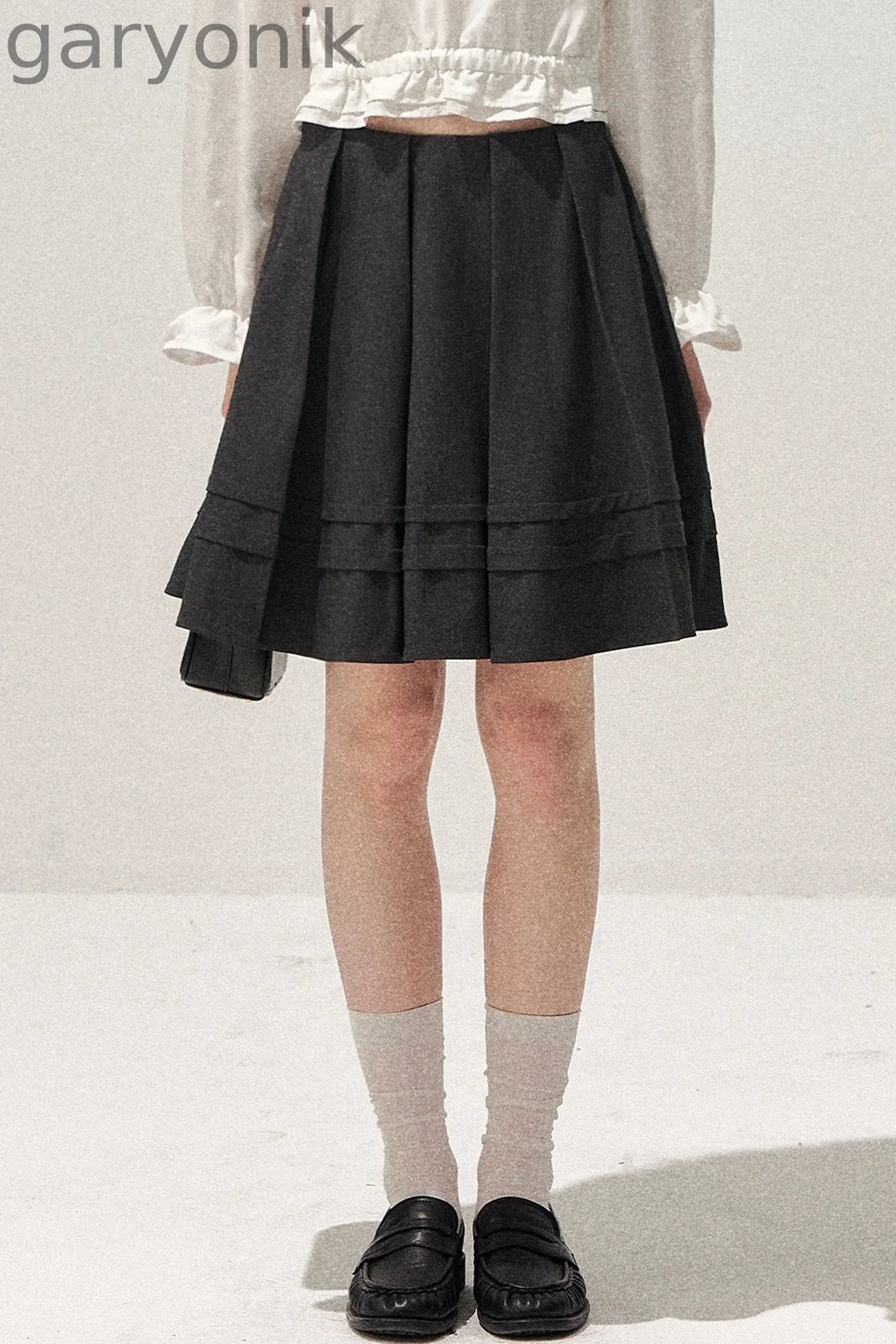 Retro Lace Hem Vest and Skirt Set-Up