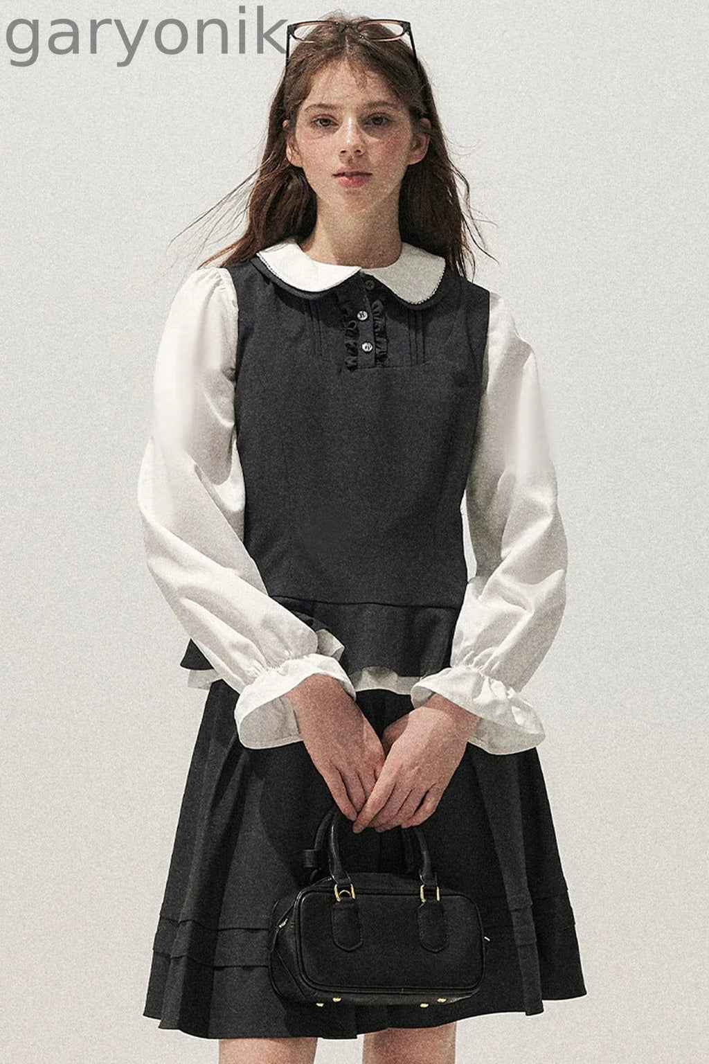 Retro Lace Hem Vest and Skirt Set-Up