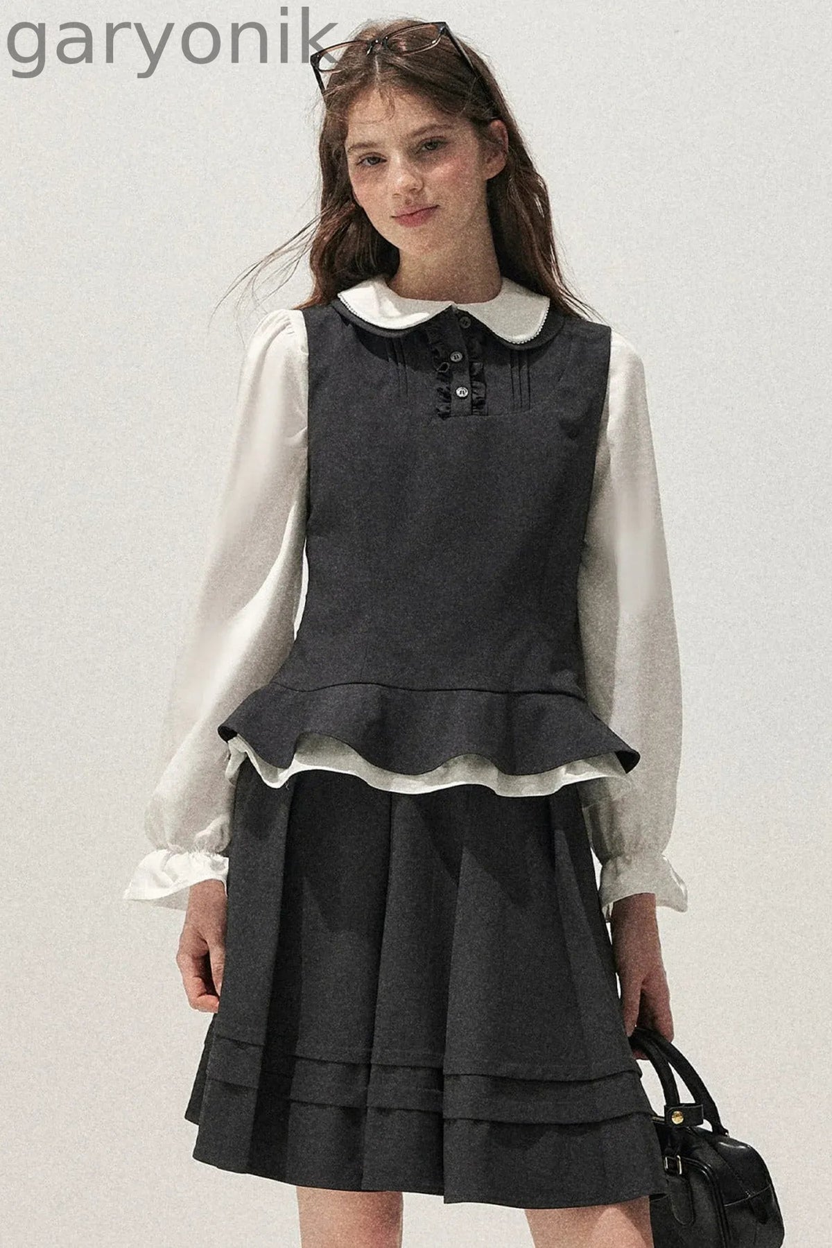Retro Lace Hem Vest and Skirt Set-Up