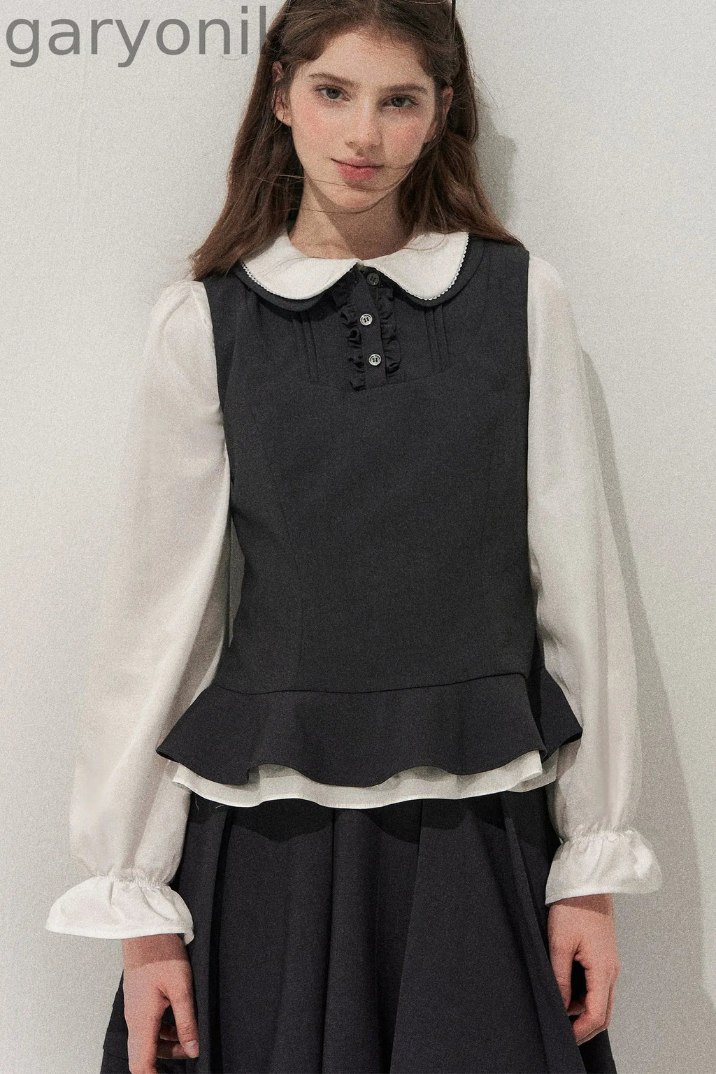 Retro Lace Hem Vest and Skirt Set-Up