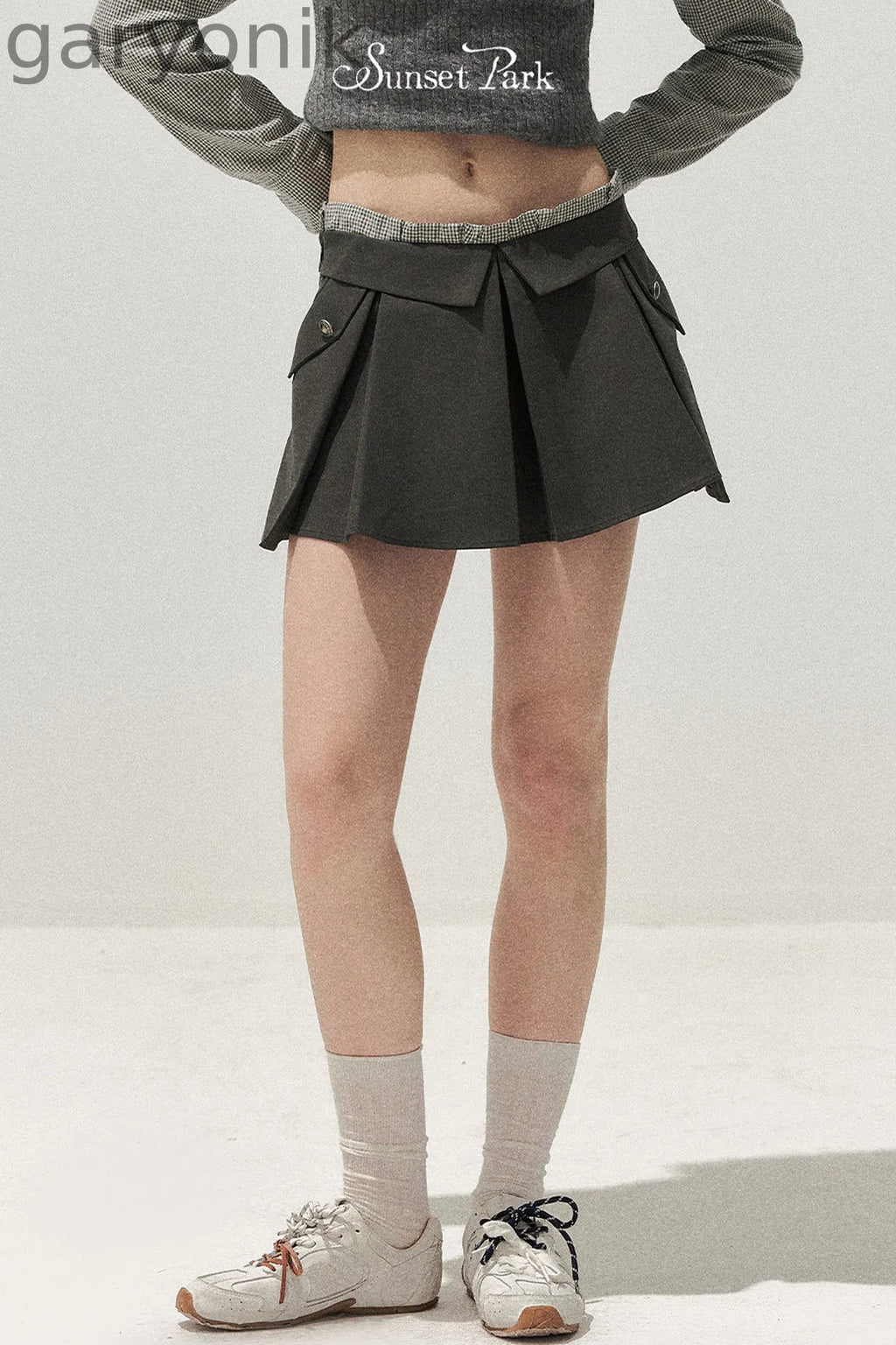 Double Waistband Gray Pleated Skirt