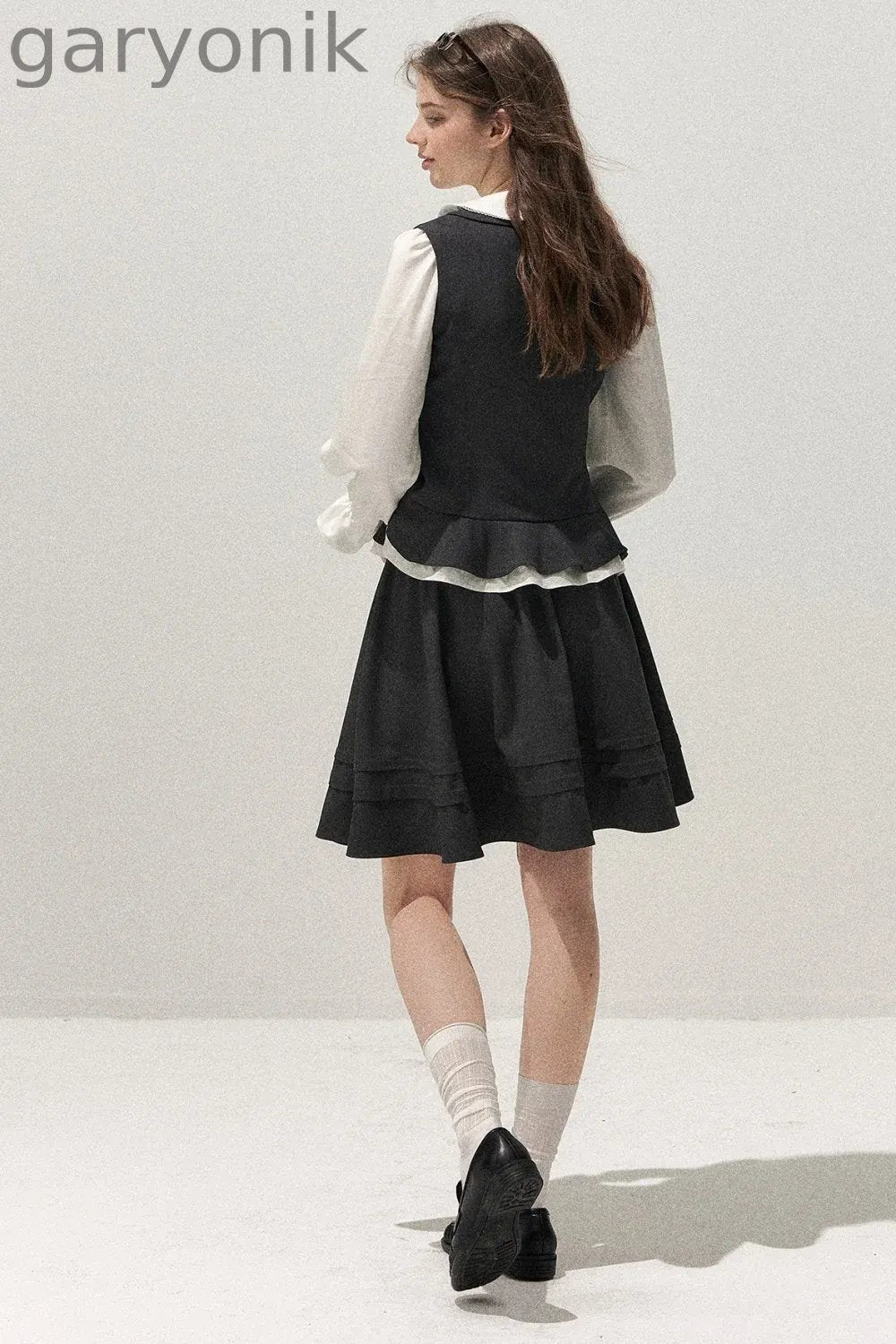 Retro Lace Hem Vest and Skirt Set-Up