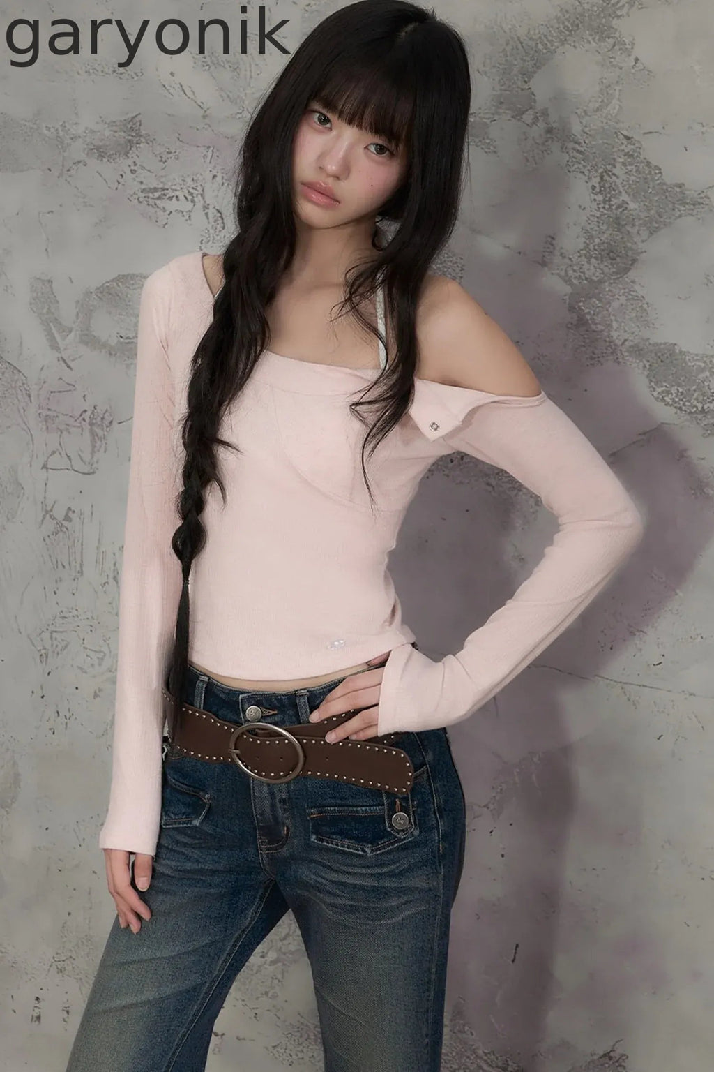 Off-Shoulder Long-Sleeve Top and Pants Set-Up