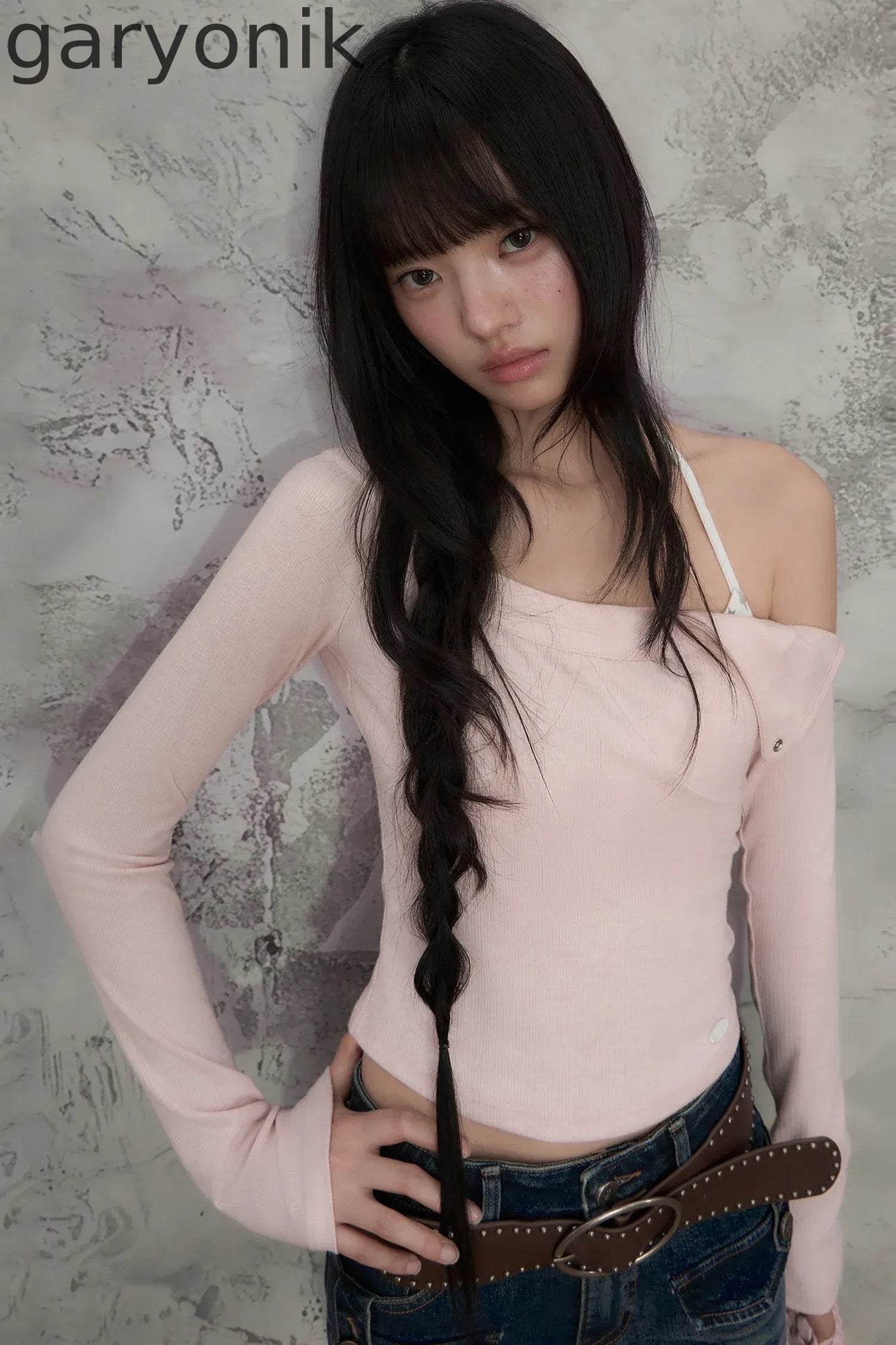 Off-Shoulder Long-Sleeve Top and Pants Set-Up