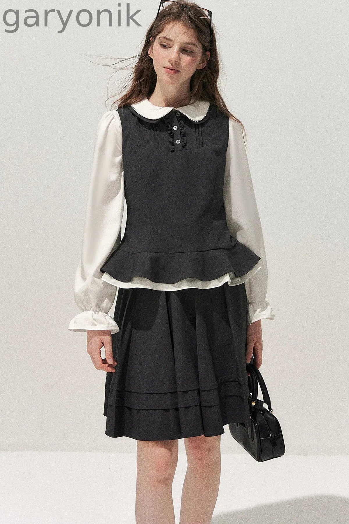 Retro Lace Hem Vest and Skirt Set-Up